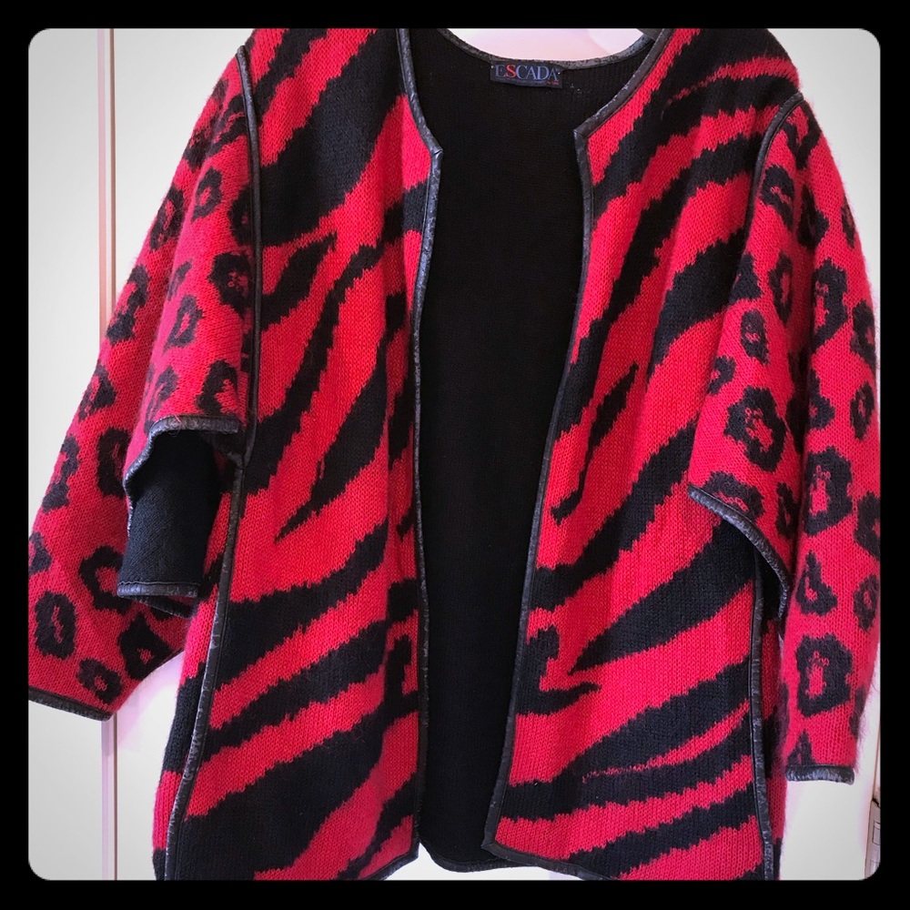 ESCADA Wool and Alpaca Sweater/Cape